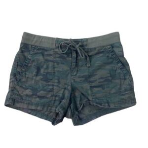 Vintage Green Camo Cargo Shorts